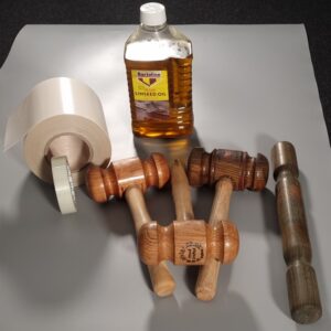 OILING AND KNOCKING IN